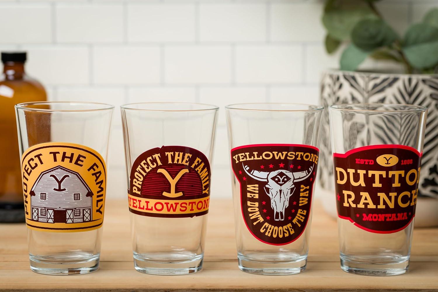 imageSilver Buffalo Bratz Dolls Featuring Cloe Yasmin Jade and Sasha Pint Glass 16 OuncesYellowstone