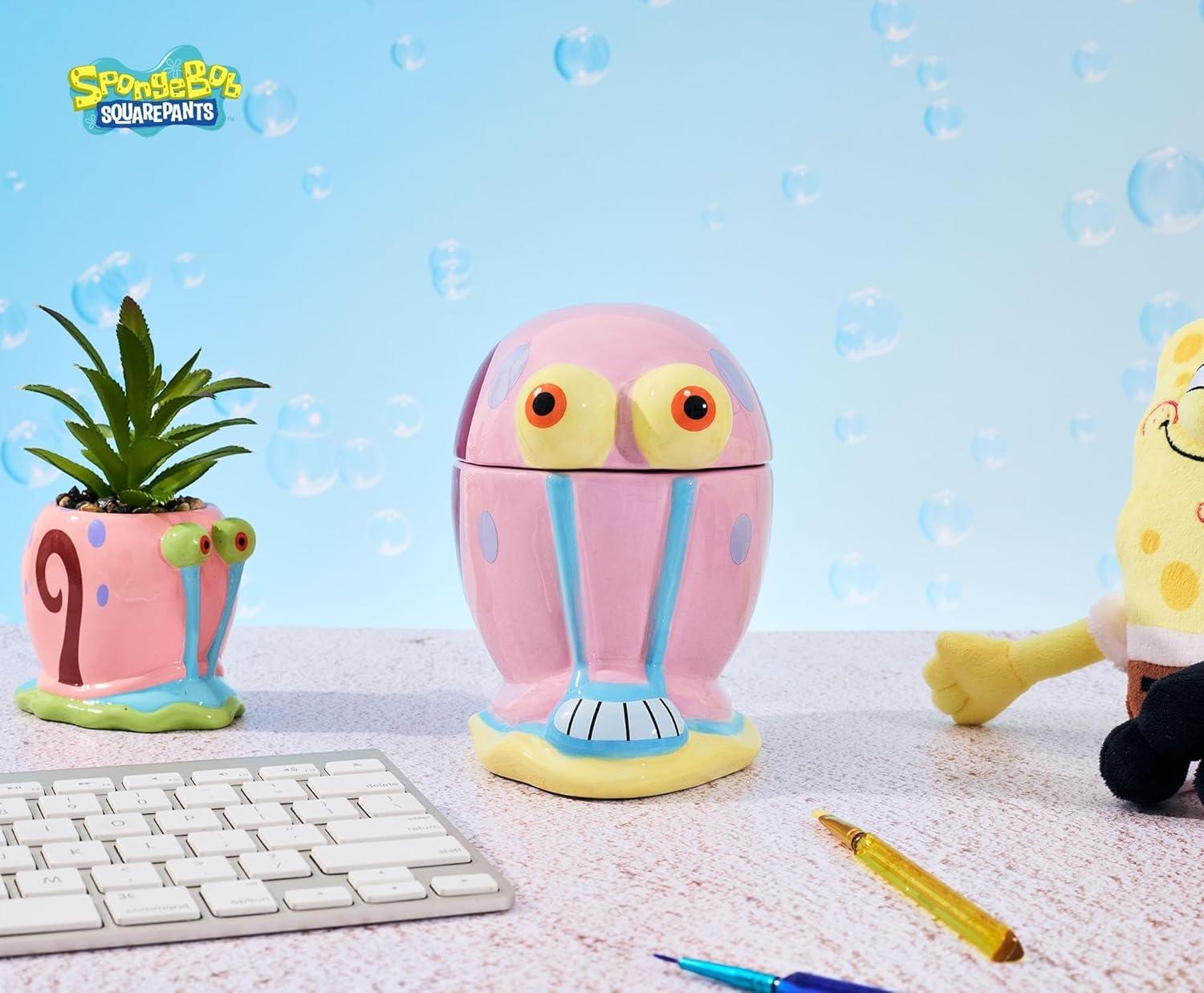 imageSilver Buffalo Spongebob Squarepants Grinning Gary Small Sculpted Ceramic Snack Jar